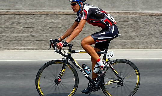 Male Cyclists Should Get A Leg Wax